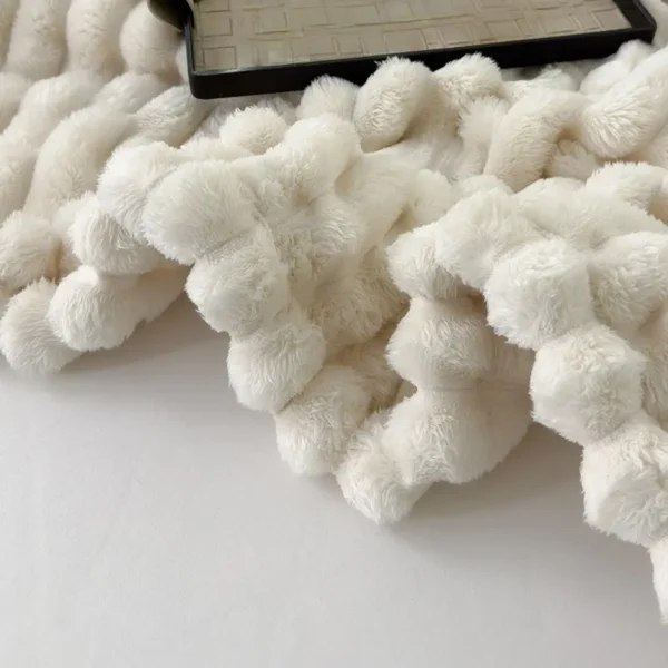 Solid Color Double-sided Plush Blanket, 1/2pcs Soft Skin-friendly Warm Throw Blanket, Multifunctional Blanket for Home Office Camping Car Travel, Valentine's Day Gift - Image 10